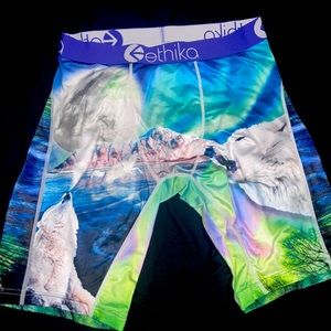 Ethika briefs size medium.